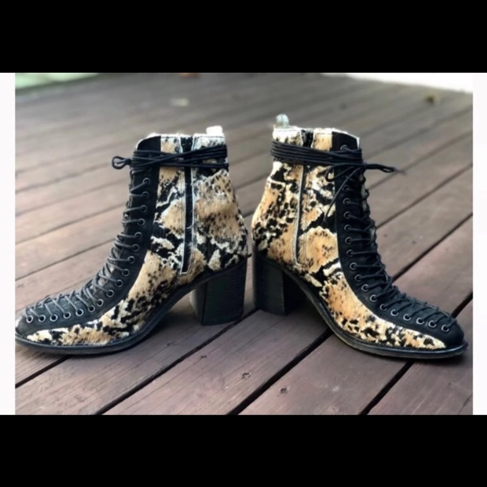 Rare! Free People Ankle Boots Size 37